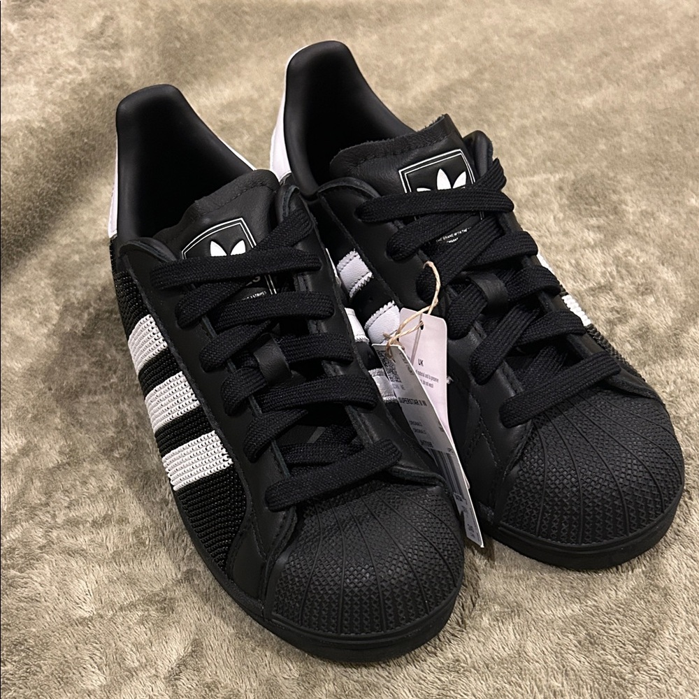 Adidas Classic Black and White Striped Beaded' Sneakers